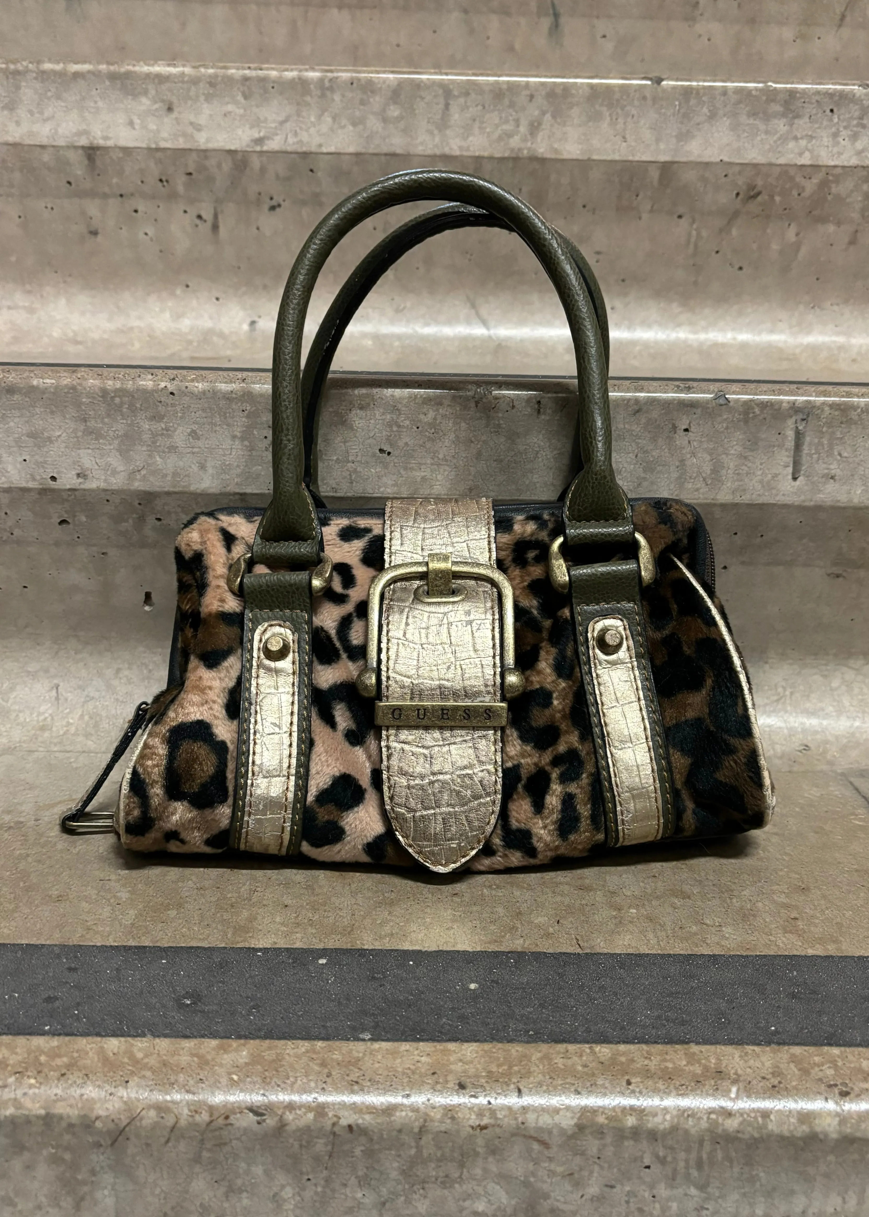 2000s Guess Bag