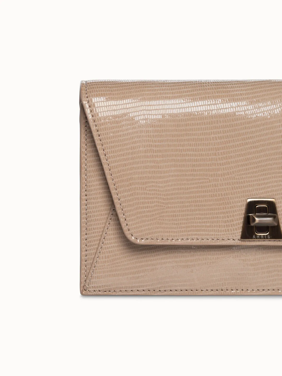 Anouk Envelope Bag With Shiny Lizard Finish