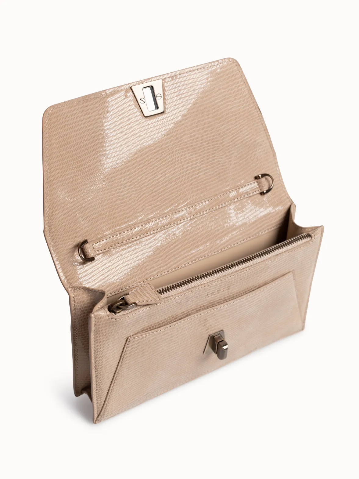 Anouk Envelope Bag With Shiny Lizard Finish