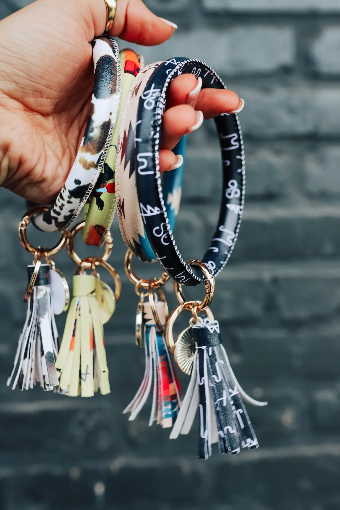 Brown Cowhide Bangle Bracelet Keyring With Tassel