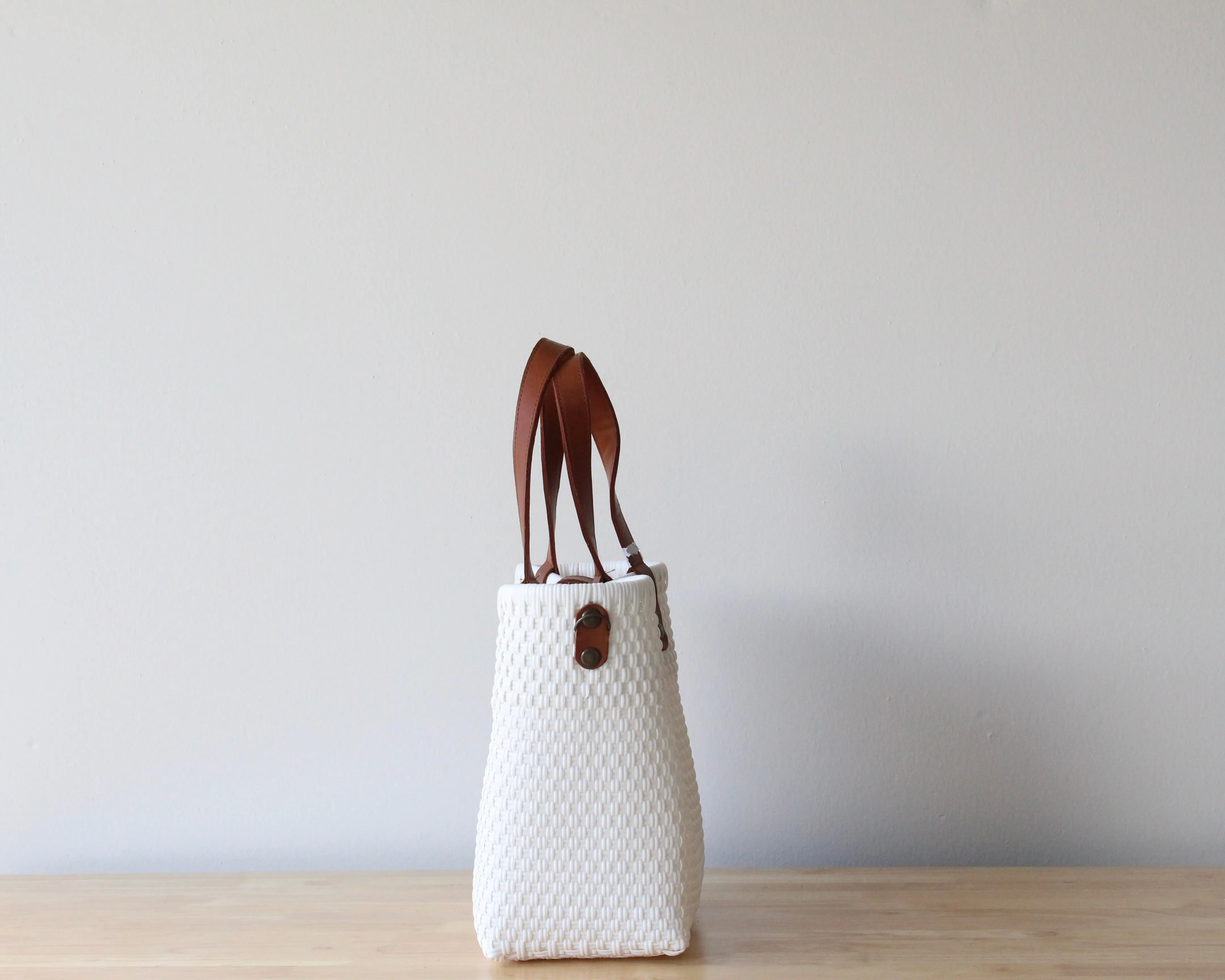 White Purse by MexiMexi